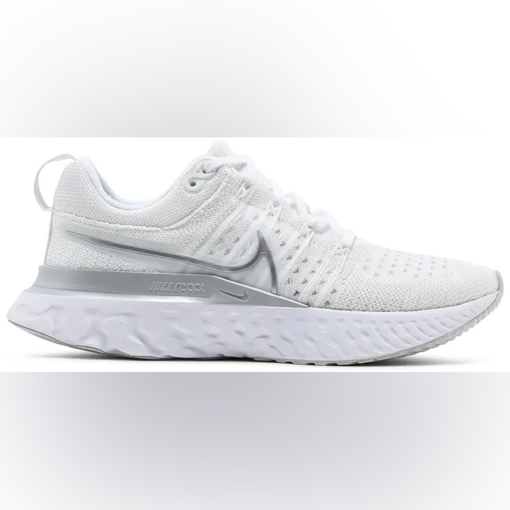 Nike React White and Silver Running Shoes